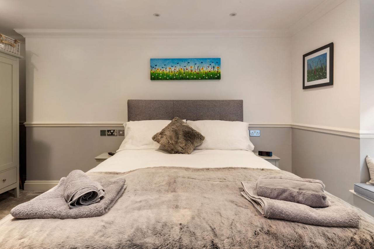 3 South Beach Court - Cosy Seafront Apartment تينبي المظهر الخارجي الصورة